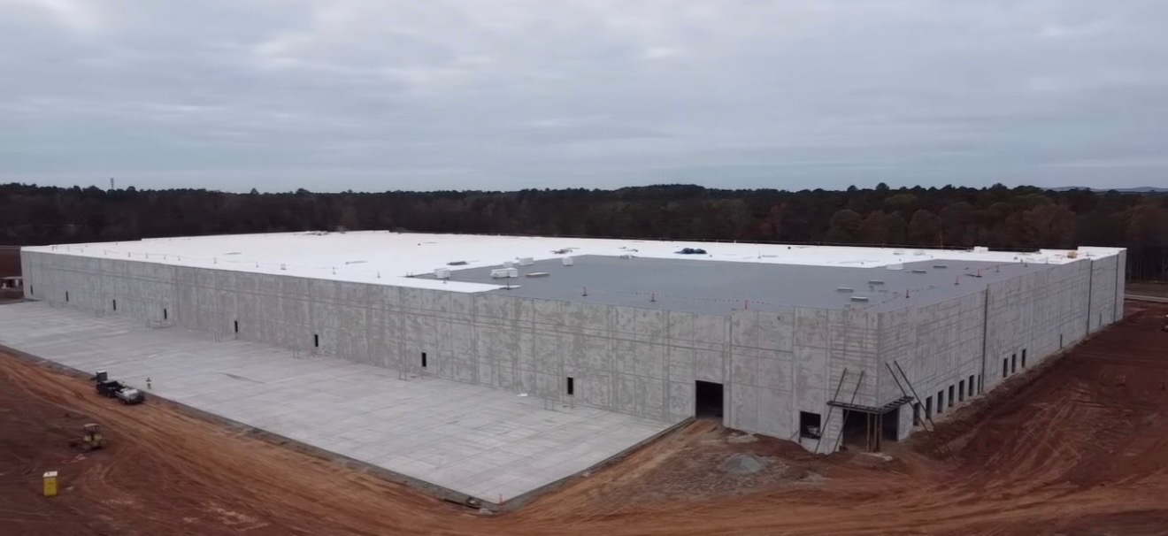 Oak City Exterior Cleaning project 10 - before and after transformation